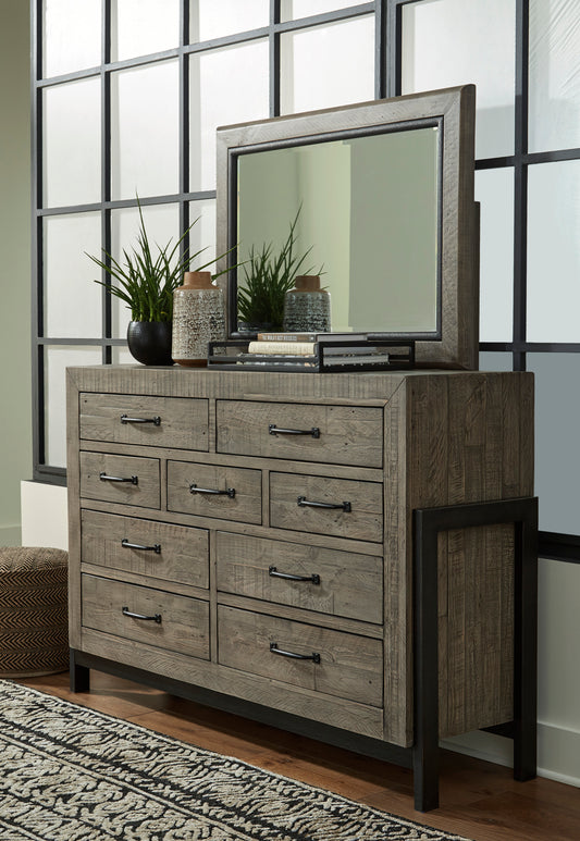 Brennagan 9 Drawer Dresser & Mirror *Discontinued*