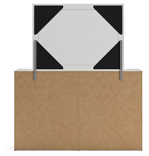 Cayboni King Panel Bed with Mirrored Dresser, Chest and Nightstand