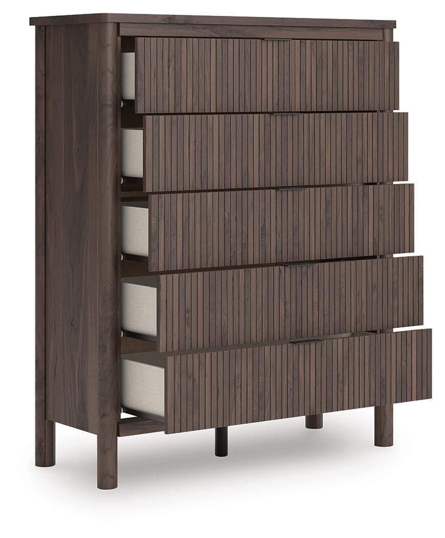 Pamytta Full Panel Bed, Dresser, Mirror, Chest and Nightstand