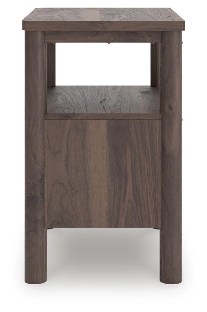 Pamytta Full Panel Platform Bed, Dresser, Mirror and Nightstand