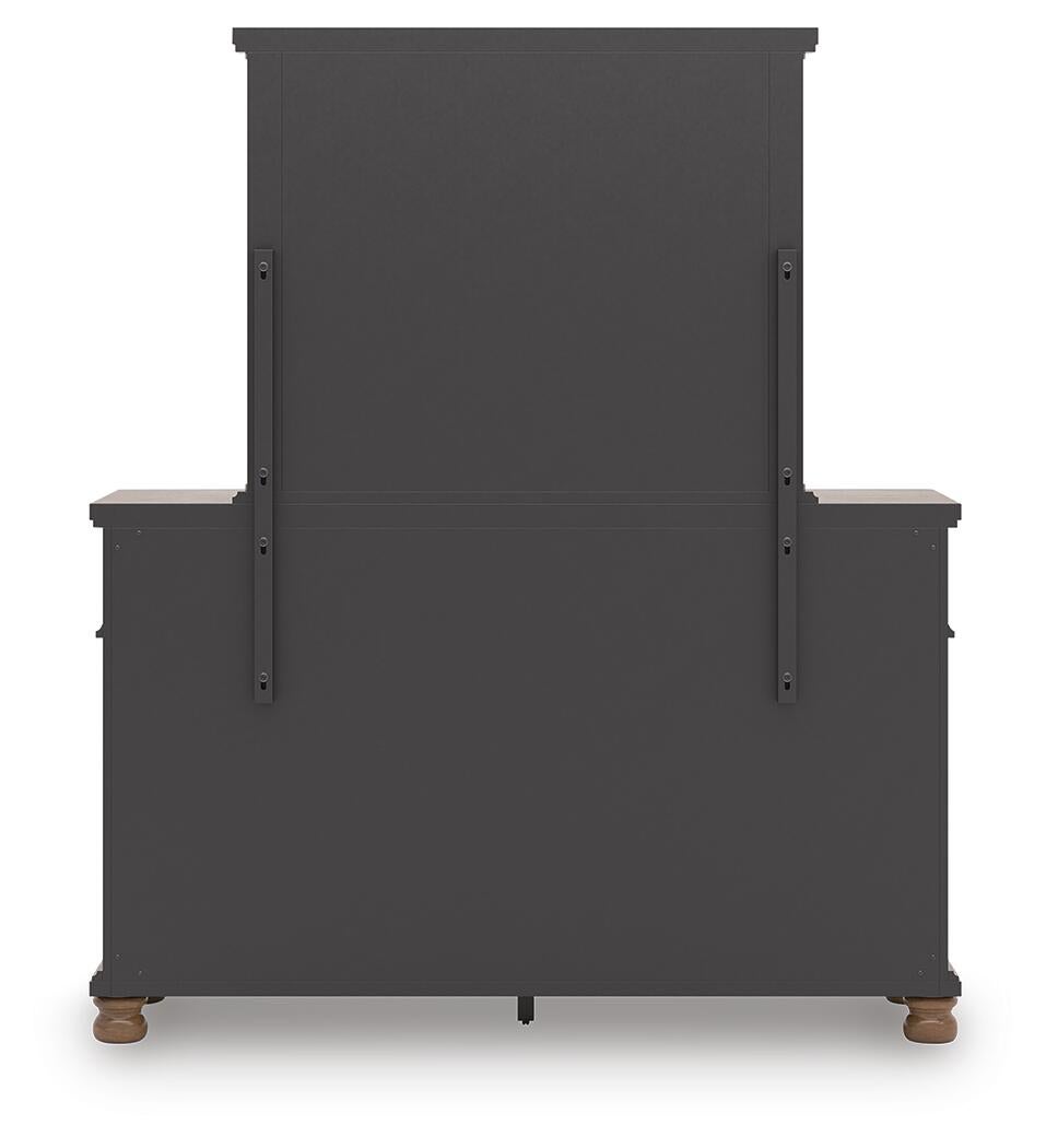 Chadworth California King Poster Bed with Mirrored Dresser