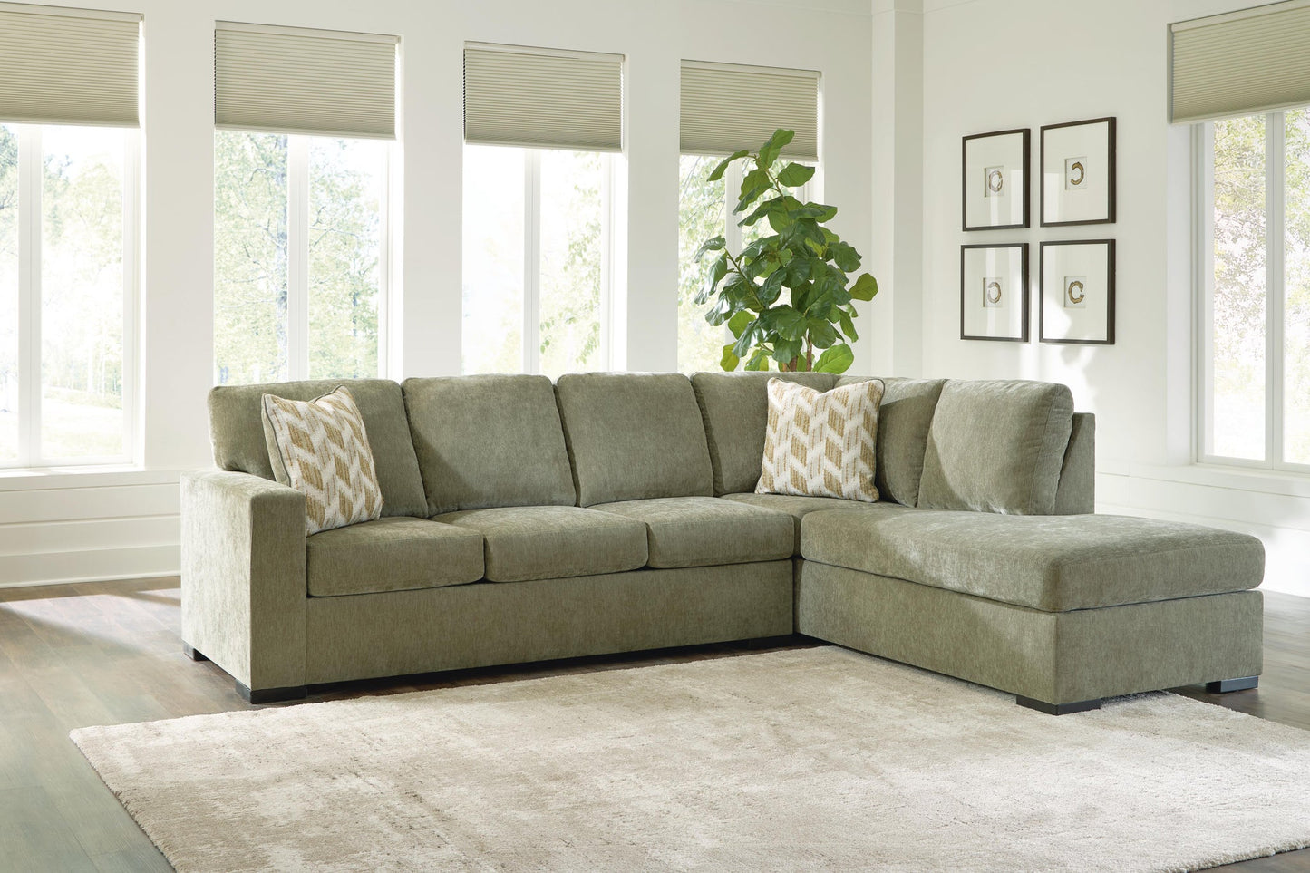Bridgepoint 2-Piece Sectional with Chaise